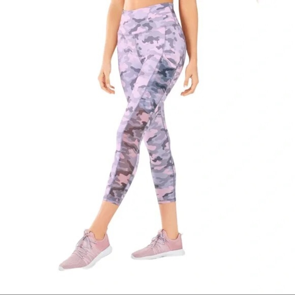 Fabletics Pink Army Style High Waisted Capris Leggings (Size: XS/S)